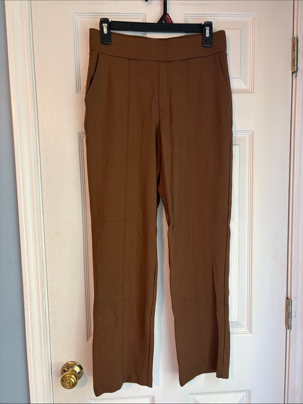 Matty M Straight Leg Pants in Brown